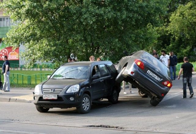 Странная авария