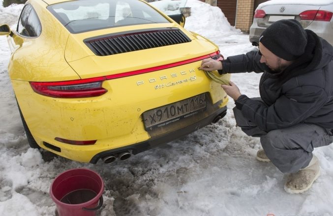 Мойка Porschе ведром